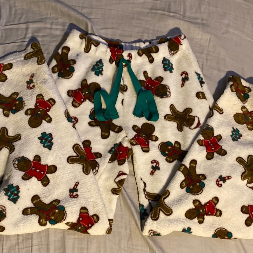 Cozy Gingerbread Pajamas - White